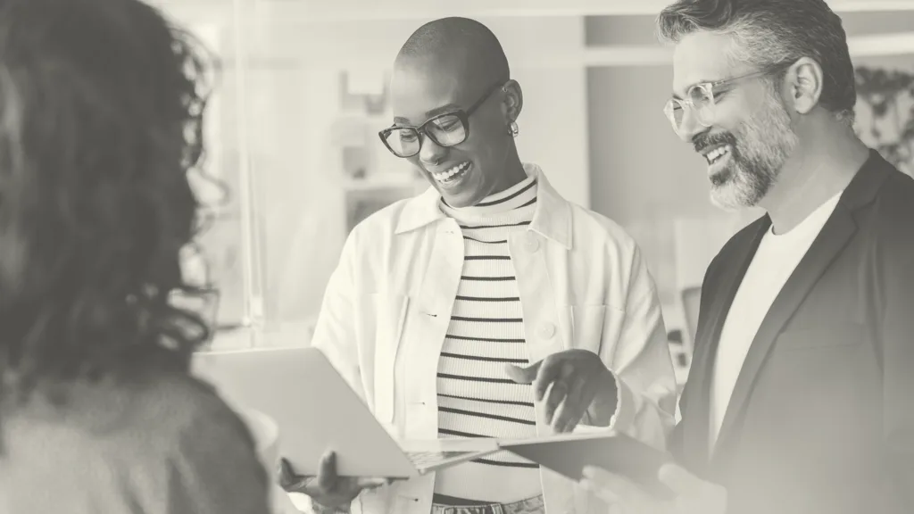 People learning what is Instructional Design vs. Learning Experience Design